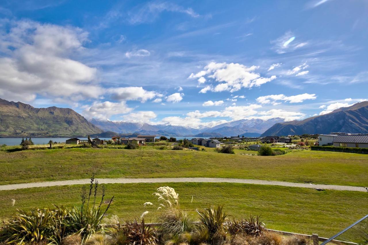 Infinity And Beyond Villa Wanaka Exteriör bild